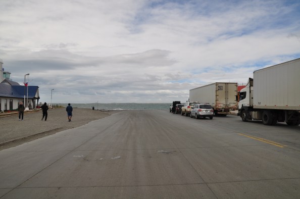 La route 257, coupée par le détroit de Magellan.