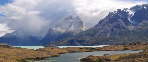 A Torres del Paine, le bleu des lacs.